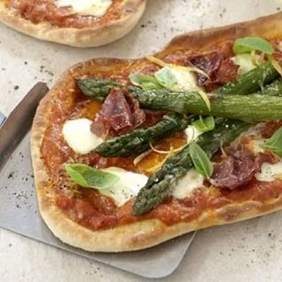 Chilli Pesto, Parma Ham and Asparagus Pizza